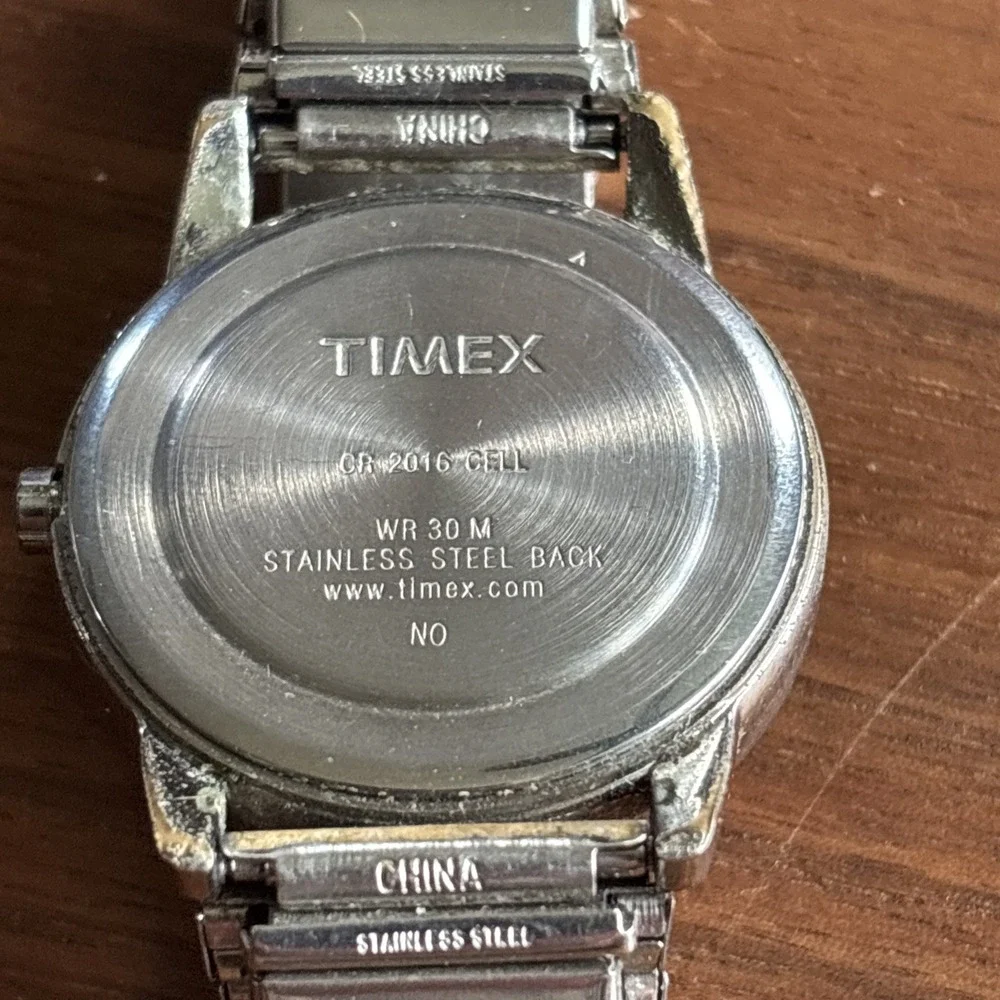 VTG Timex Indiglo Water Resistant 30M Men Analog Battery Wrist Watch UNTESTED